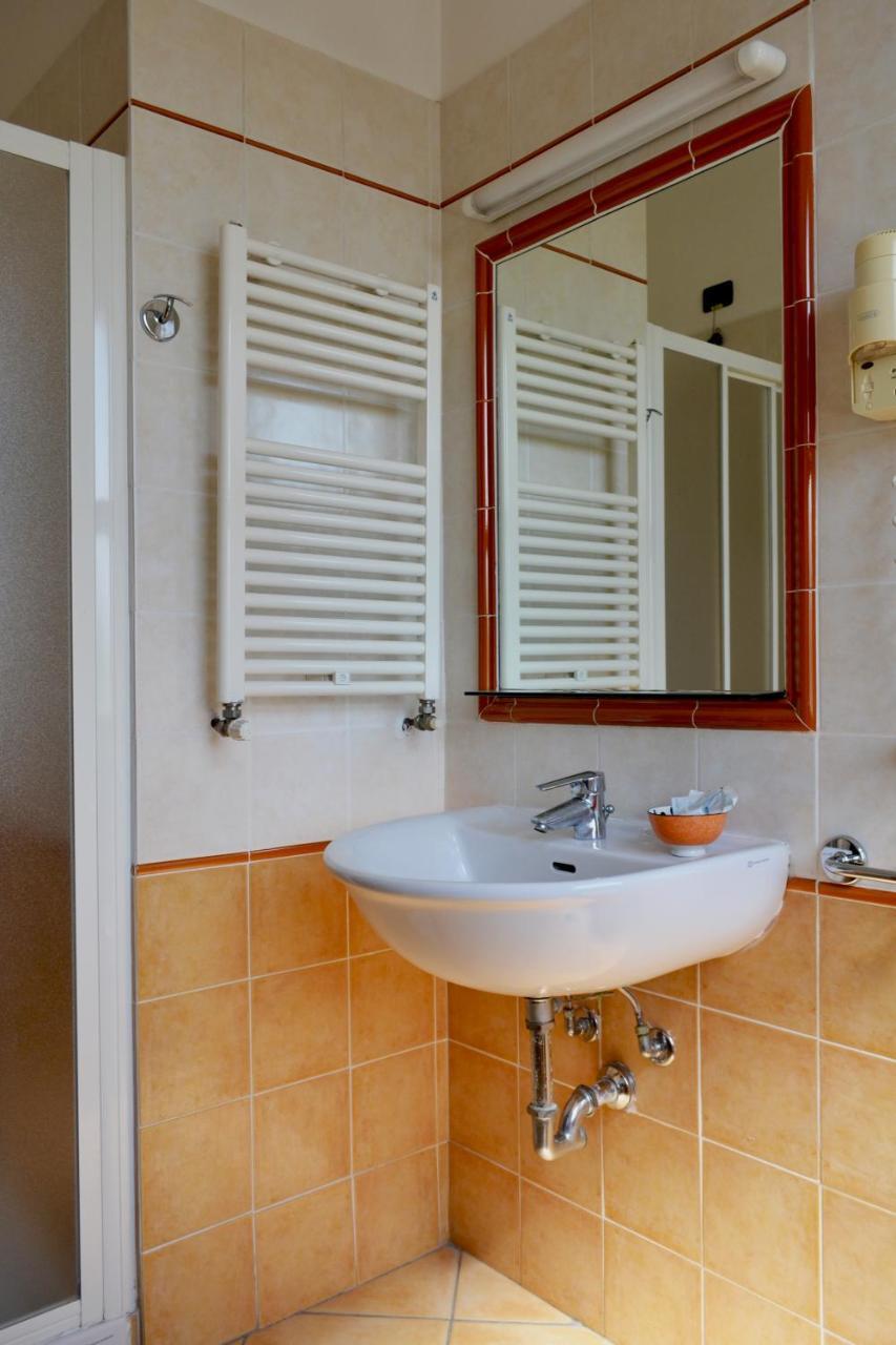Hotel Fontana ルビエーラ エクステリア 写真